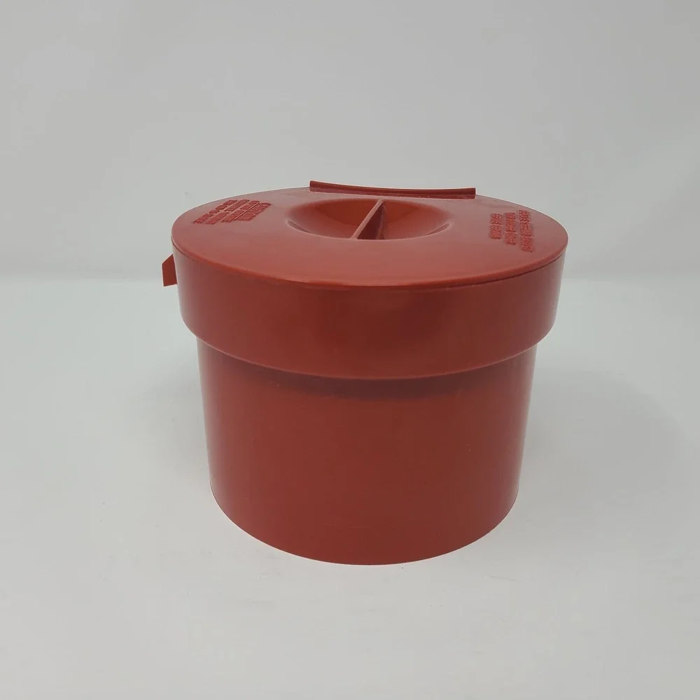 The Iced Tea Pot by Mr. Coffee Tea Maker Model TM1 Red 2 QT Excellent Condition